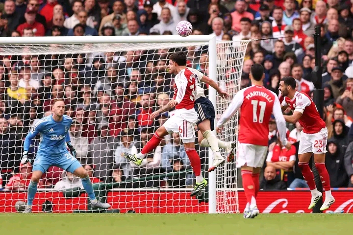 Arsenal’s New Boys Shine as Gunners Go Top with a 3-0 Win over Nottingham Forest